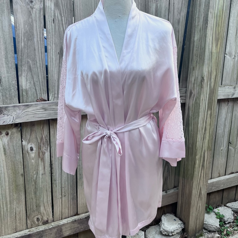In Bloom Brand Satin Robe with Lace; Size XL